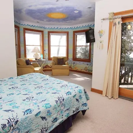 520, Bay Spray- Soundfront, Sound Views! Dogs Welcome, Private Pool!